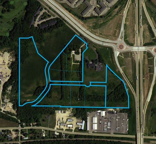 2696 E Racine St, Janesville, WI 53545